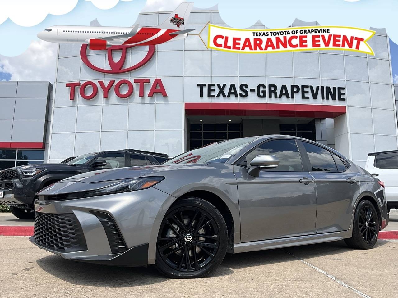 2025 Toyota Camry Hybrid SE — Sedan — 18,614 mi — Grapevine, TX