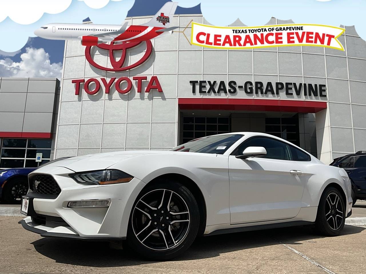 2023 Ford Mustang EcoBoost Premium — Coupe — 30,800 mi — Grapevine, TX