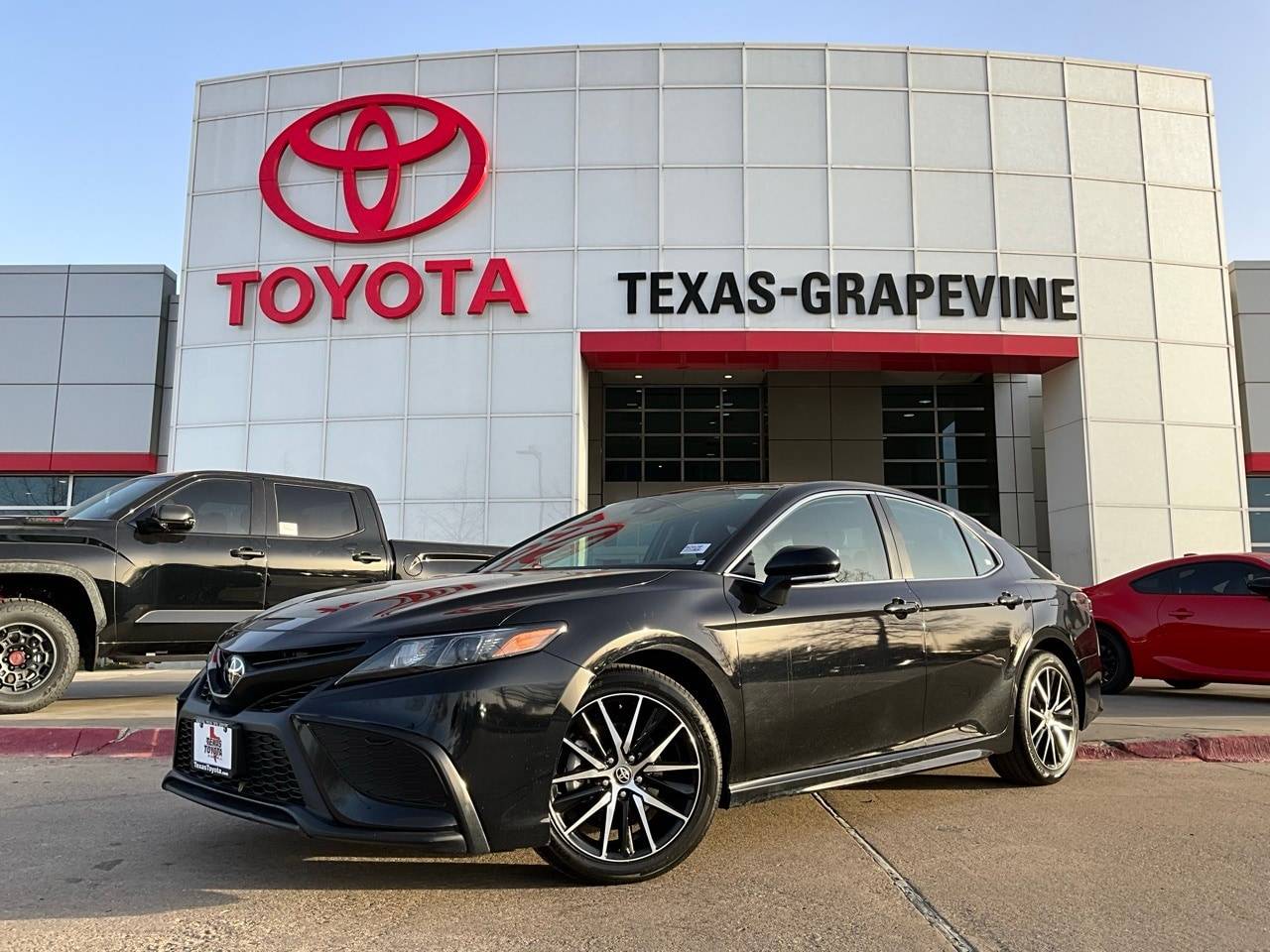 2024 Toyota Camry SE — Sedan — 21,185 mi — Grapevine, TX