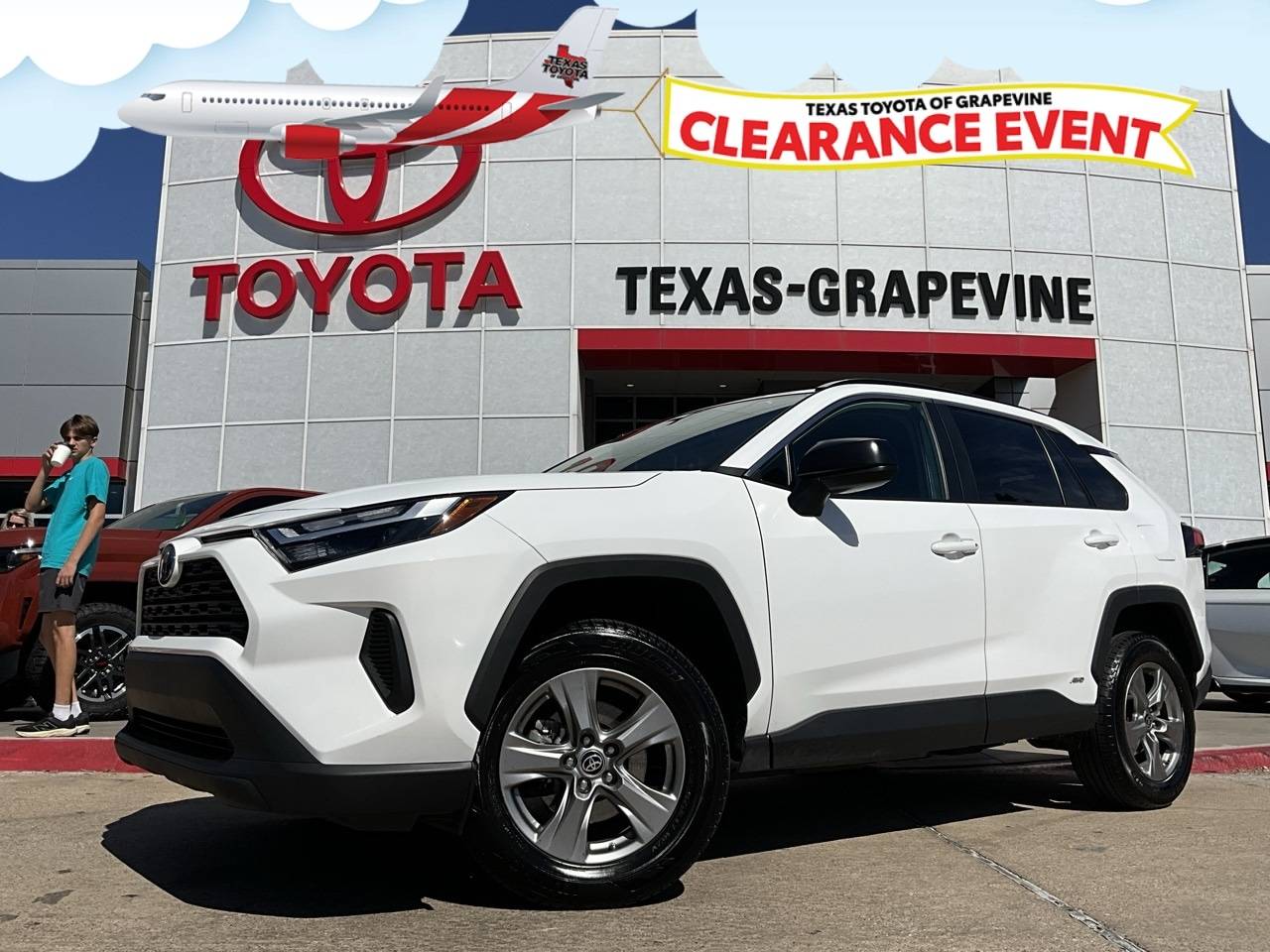 2024 Toyota RAV4 Hybrid LE — SUV — 32,477 mi — Grapevine, TX