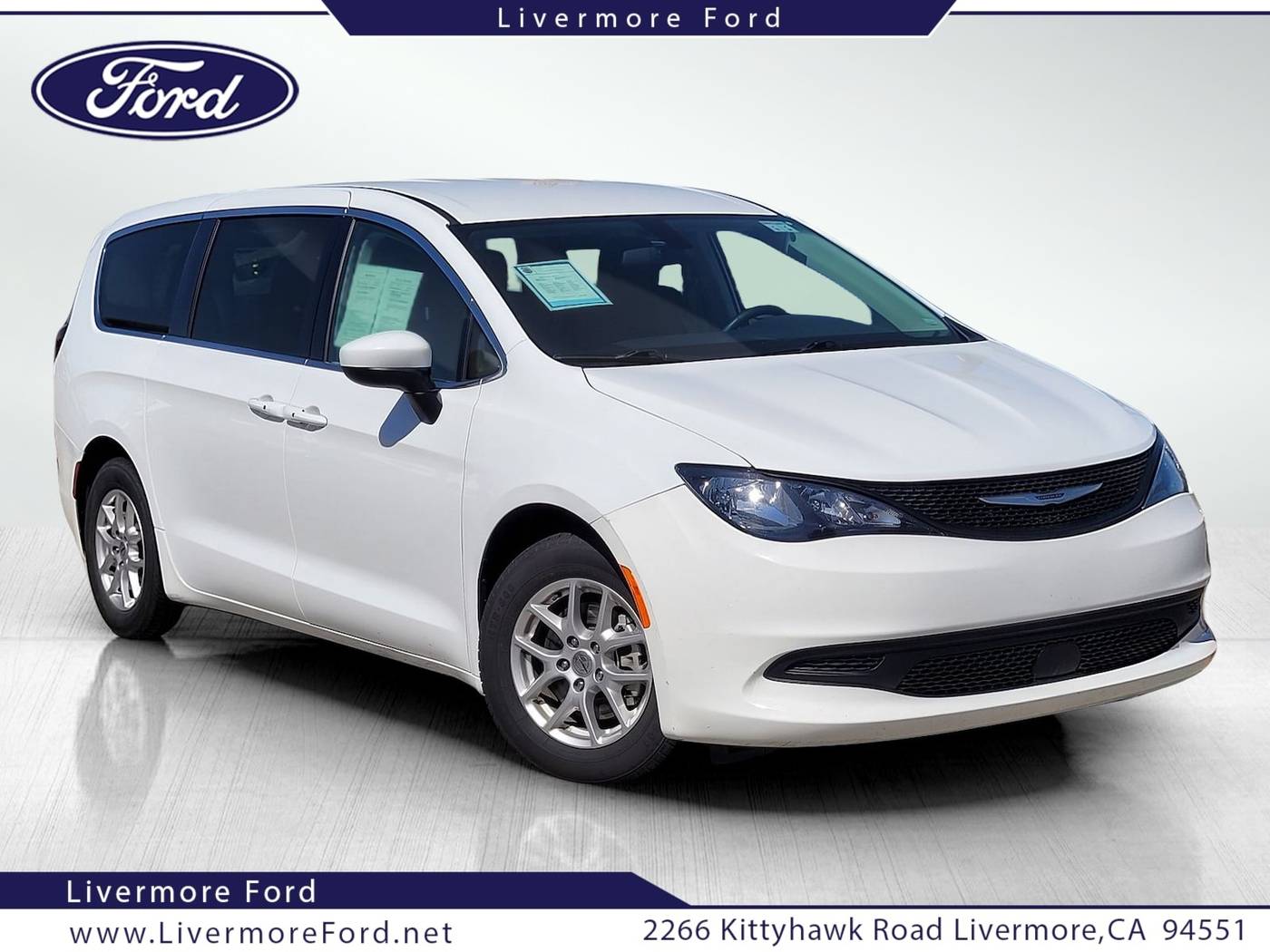 2022 Chrysler Voyager LX — Minivan — 69,981 mi — Livermore, CA