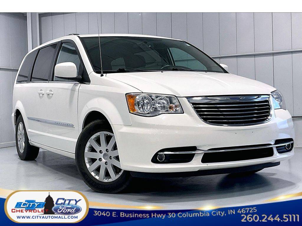 2013 Chrysler Town & Country Touring — Minivan — 92,632 mi — Columbia City, IN