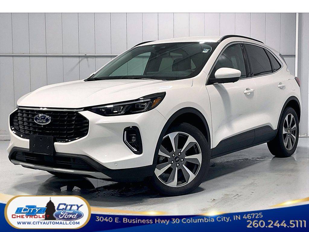 2023 Ford Escape Platinum — SUV — 17,714 mi — Columbia City, IN
