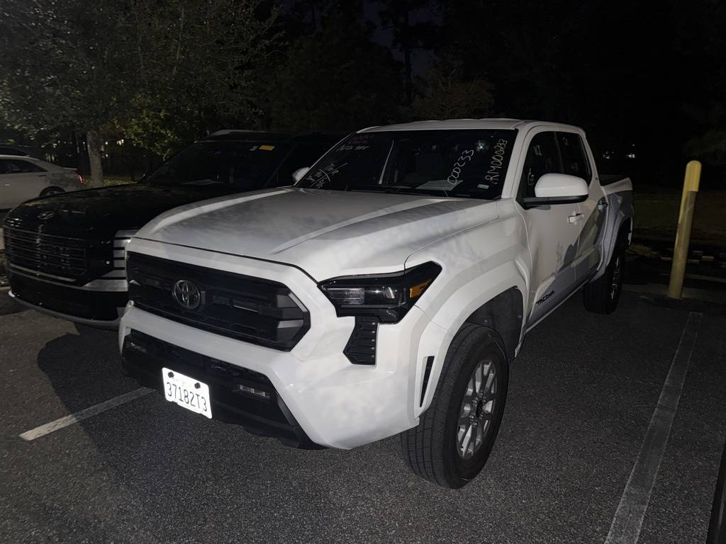 2024 Toyota Tacoma SR5 — Pickup Truck — 43,494 mi — Orlando, FL