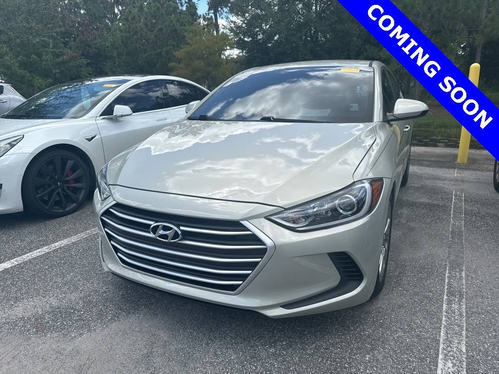 2018 Hyundai Elantra SE — Sedan — 88,000 mi — Orlando, FL
