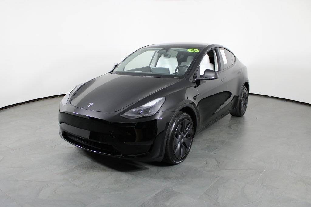 2024 Tesla Model Y Standard Range — SUV — 11,821 mi — Orlando, FL