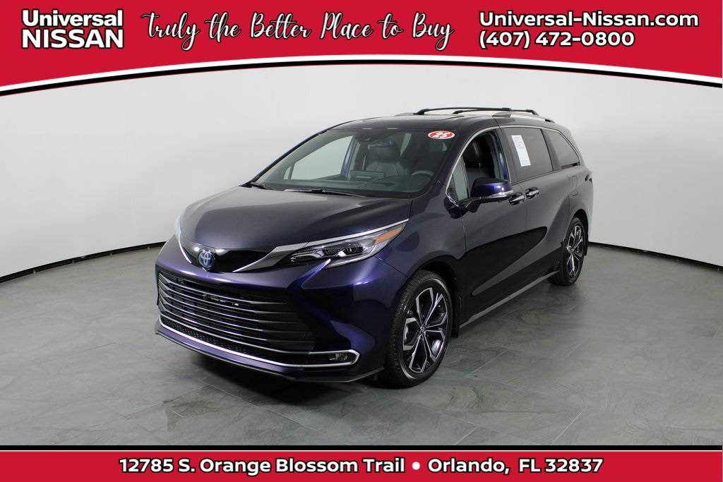 2025 Toyota Sienna Platinum — Minivan — 8,591 mi — Orlando, FL