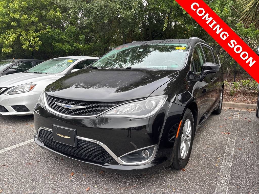 2019 Chrysler Pacifica Touring L — Minivan — 90,265 mi — Orlando, FL