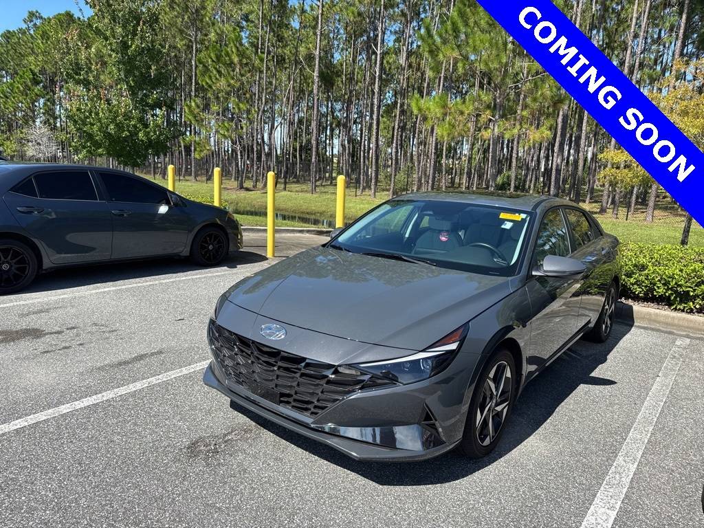 2023 Hyundai Elantra Hybrid Limited — Sedan — 13,701 mi — Orlando, FL