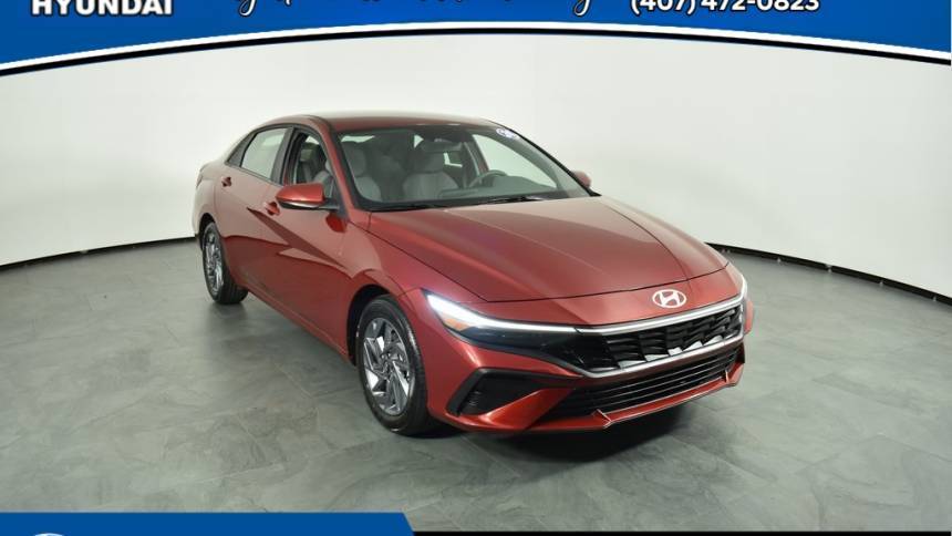 2024 Hyundai Elantra Hybrid Blue — Sedan — 3,020 mi — Orlando, FL