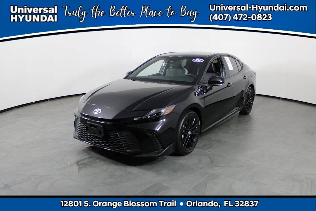 2025 Toyota Camry Hybrid LE — Sedan — 16,884 mi — Orlando, FL