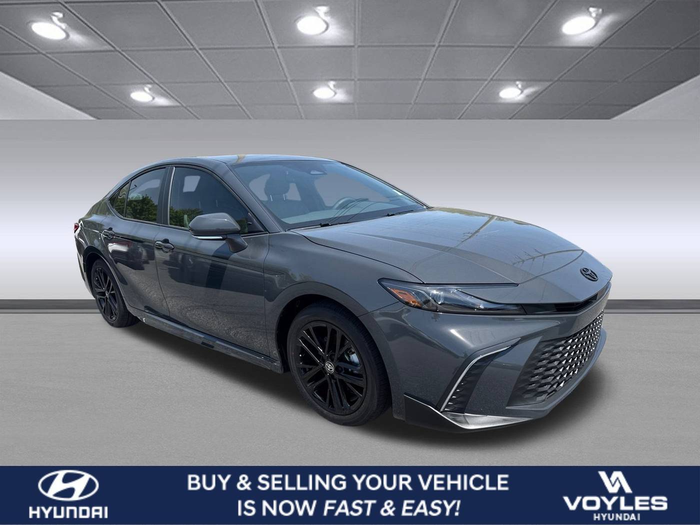 2025 Toyota Camry LE — Sedan — 1,328 mi — Smyrna, GA