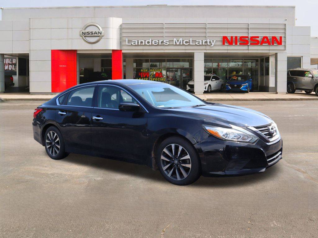 2017 Nissan Altima 2.5 SV — Sedan — 131,670 mi — Huntsville, AL