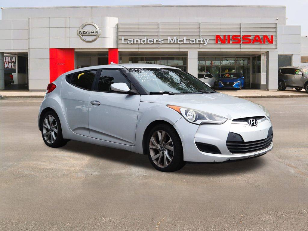 2016 Hyundai Veloster Base — Hatchback — 141,844 mi — Huntsville, AL