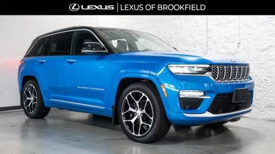 2024 Jeep Grand Cherokee Summit — SUV — 3,158 mi — Brookfield, WI