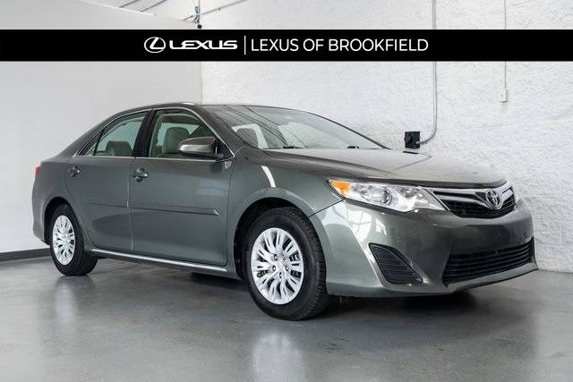 2013 Toyota Camry LE — Sedan — 91,852 mi — Brookfield, WI
