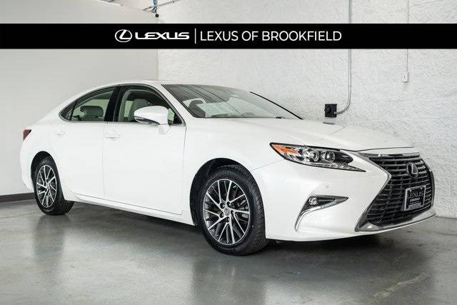 2017 Lexus ES ES 350 — Sedan — 62,443 mi — Brookfield, WI