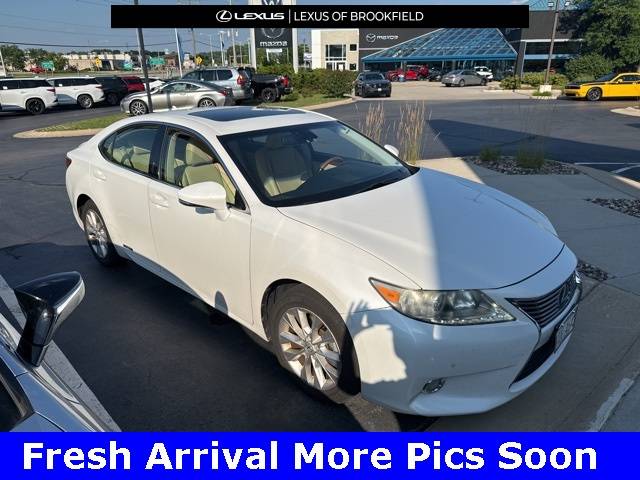 2013 Lexus ES ES 300h — Sedan — 152,049 mi — Brookfield, WI