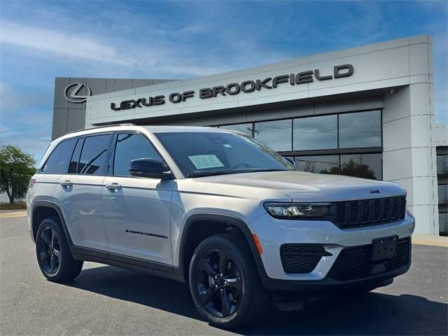 2022 Jeep Grand Cherokee Altitude — SUV — 37,660 mi — Brookfield, WI
