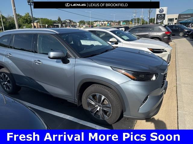 2022 Toyota Highlander XLE — SUV — 61,016 mi — Brookfield, WI