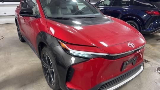 2023 Toyota bZ4X Limited — SUV — 4,031 mi — Brookfield, WI