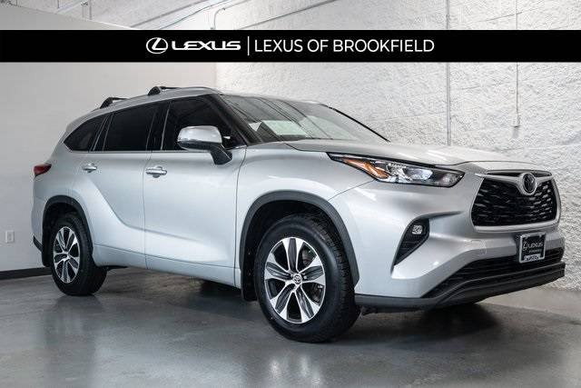 2020 Toyota Highlander XLE — SUV — 84,448 mi — Brookfield, WI