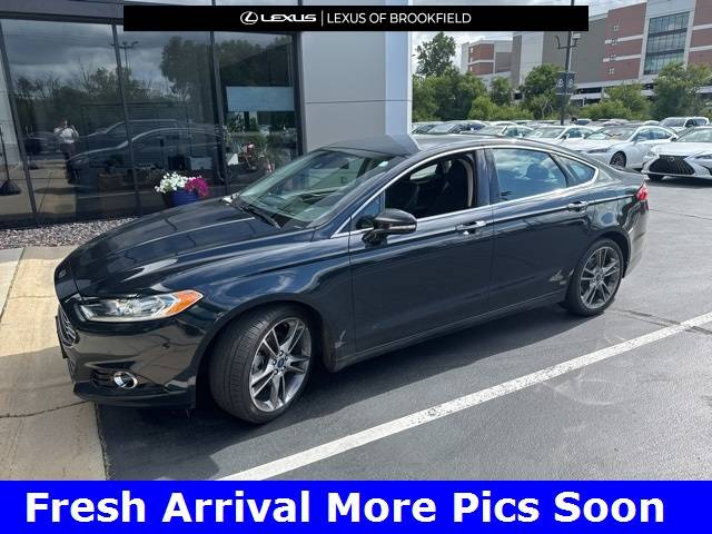 2014 Ford Fusion Titanium — Sedan — 60,260 mi — Brookfield, WI