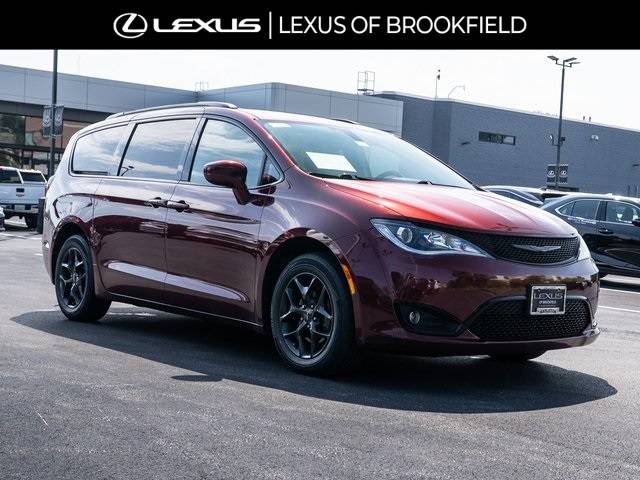 2018 Chrysler Pacifica Touring L Plus — Minivan — 109,240 mi — Brookfield, WI