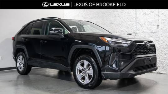 2024 Toyota RAV4 XLE — SUV — 24,746 mi — Brookfield, WI