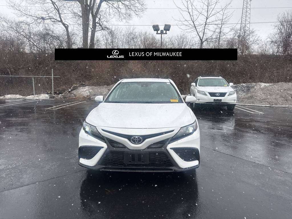 2023 Toyota Camry SE — Sedan — 35,325 mi — Glendale, WI