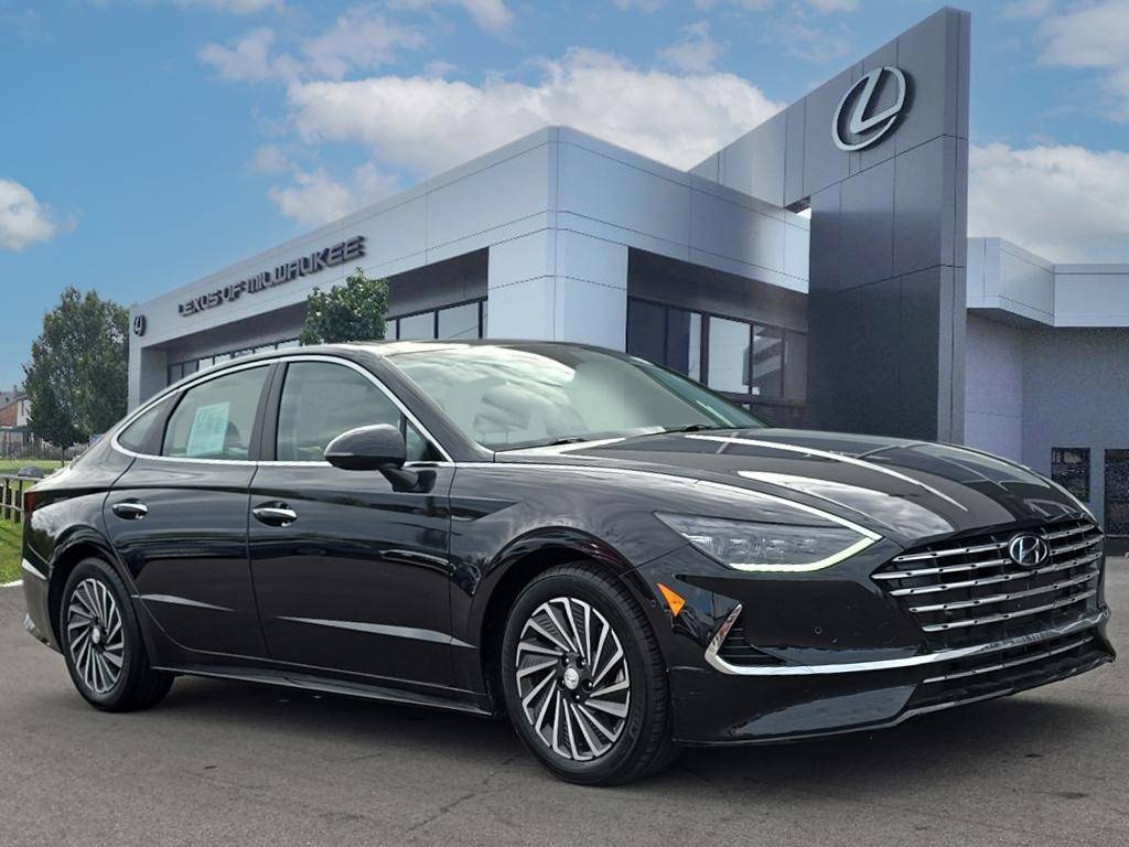 2023 Hyundai Sonata Hybrid Limited — Sedan — 24,842 mi — Glendale, WI