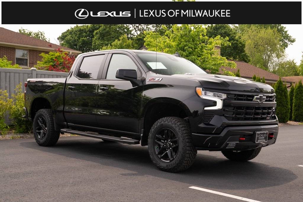 2024 Chevrolet Silverado 1500 LT Trail Boss — Pickup Truck — 4,261 mi — Glendale, WI