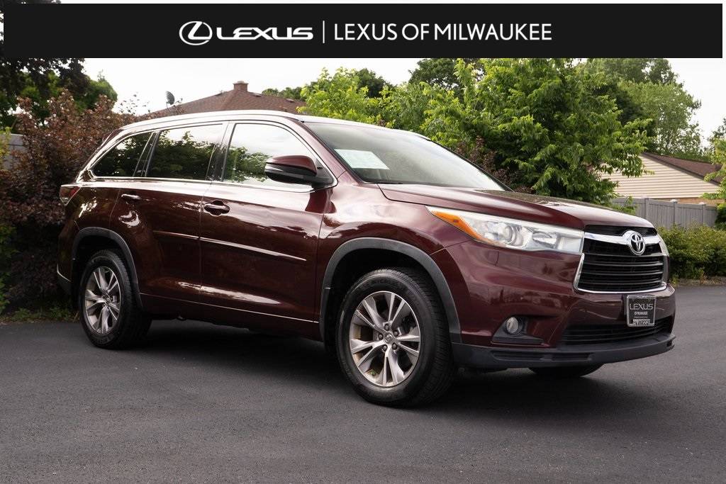 2015 Toyota Highlander XLE — SUV — 130,084 mi — Glendale, WI