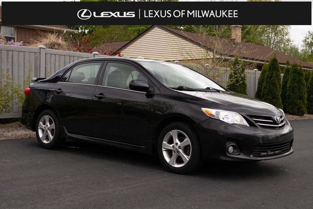 2013 Toyota Corolla LE — Sedan — 105,967 mi — Glendale, WI
