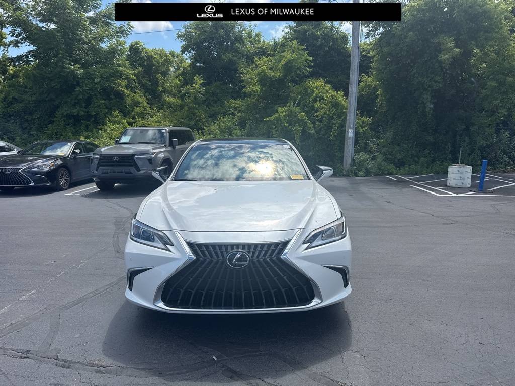2025 Lexus ES ES 350 — Sedan — 4,598 mi — Glendale, WI
