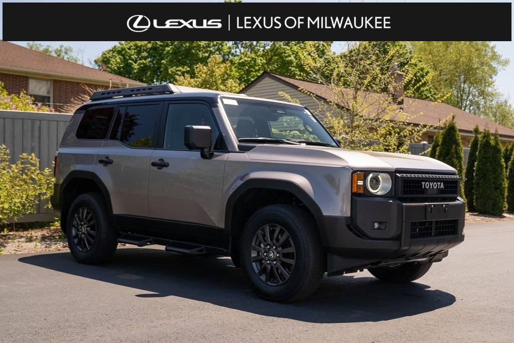2024 Toyota Land Cruiser Base — SUV — 4,682 mi — Glendale, WI