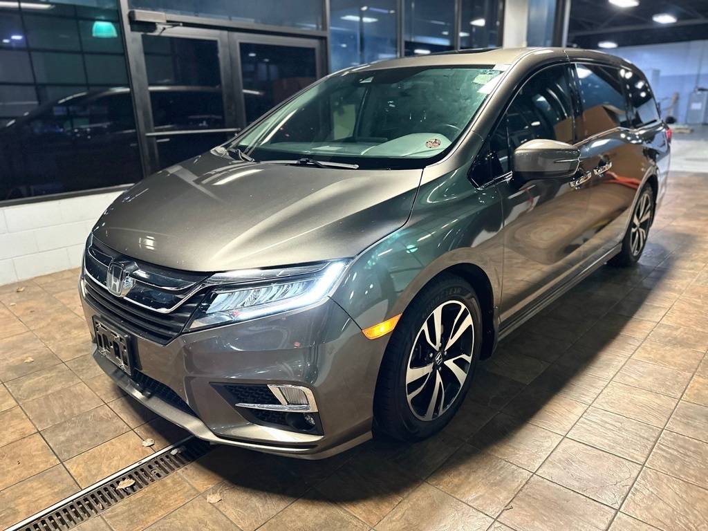 2018 Honda Odyssey Elite — Minivan — 109,521 mi — Glendale, WI