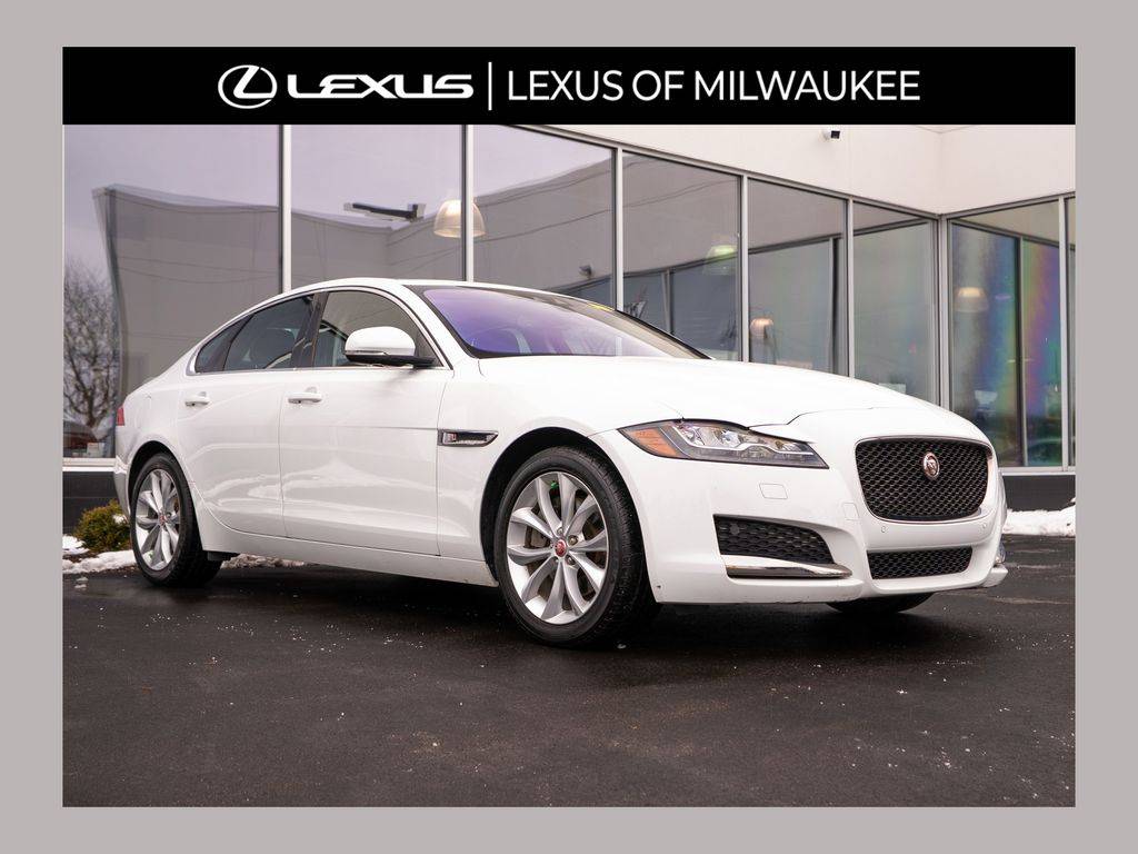 2017 Jaguar XF Premium