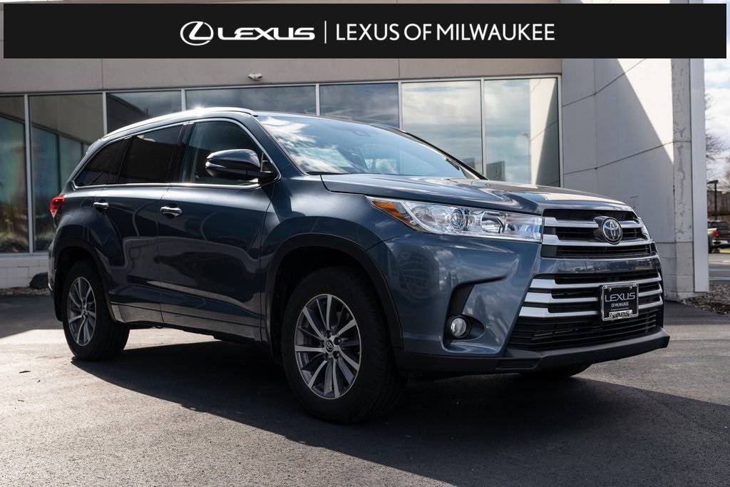 2018 Toyota Highlander XLE — SUV — 62,161 mi — Glendale, WI