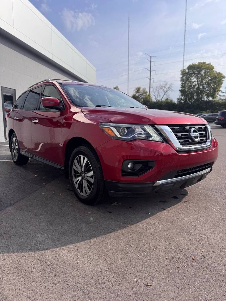 2017 Nissan Pathfinder SL — SUV — 109,347 mi — Glendale, WI