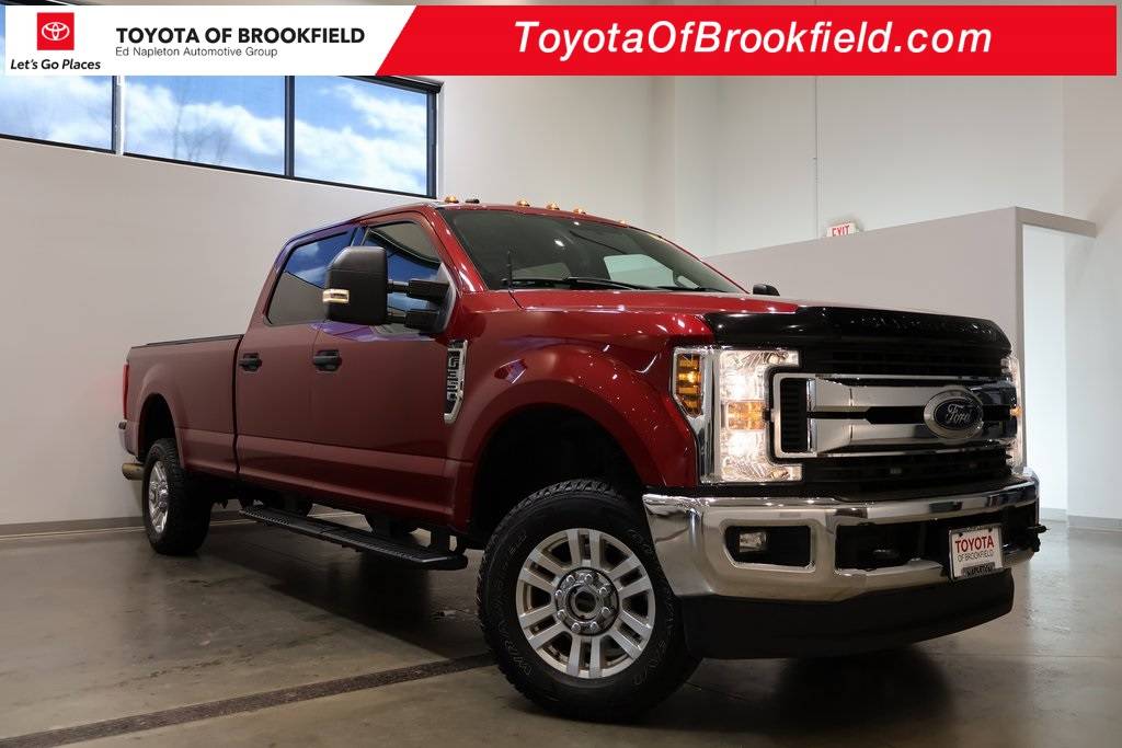 2018 Ford Super Duty F-350 XLT — Pickup Truck — 72,230 mi — Brookfield, WI
