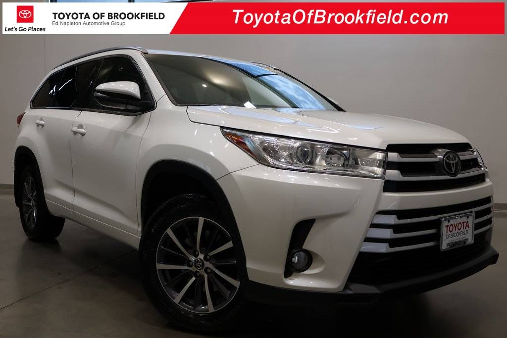 2017 Toyota Highlander XLE — SUV — 125,301 mi — Brookfield, WI