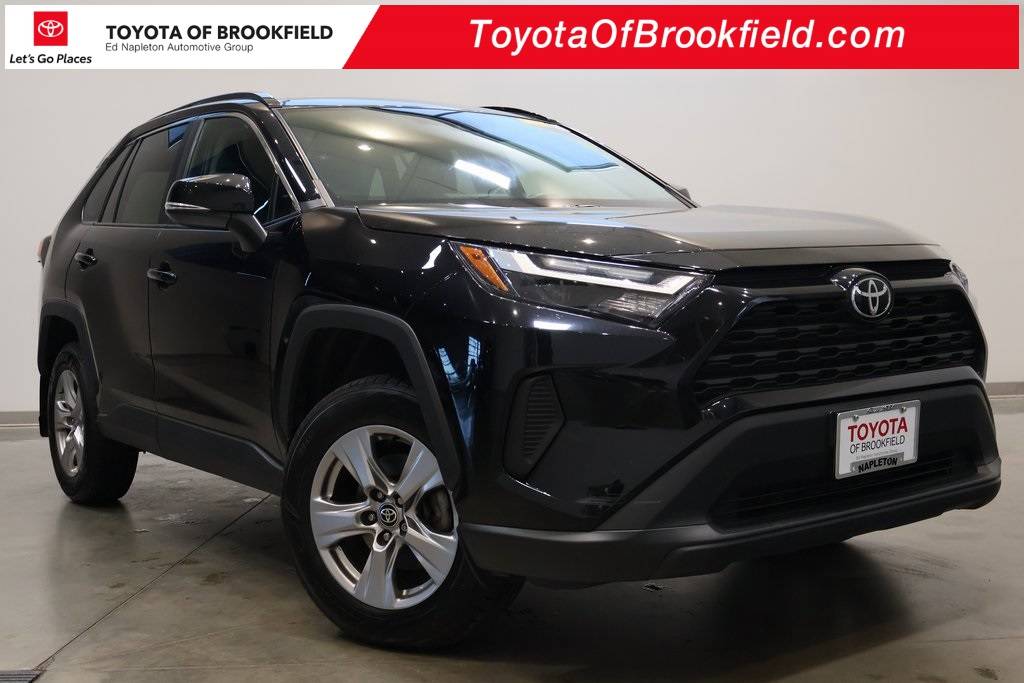 2022 Toyota RAV4 XLE — SUV — 57,172 mi — Brookfield, WI