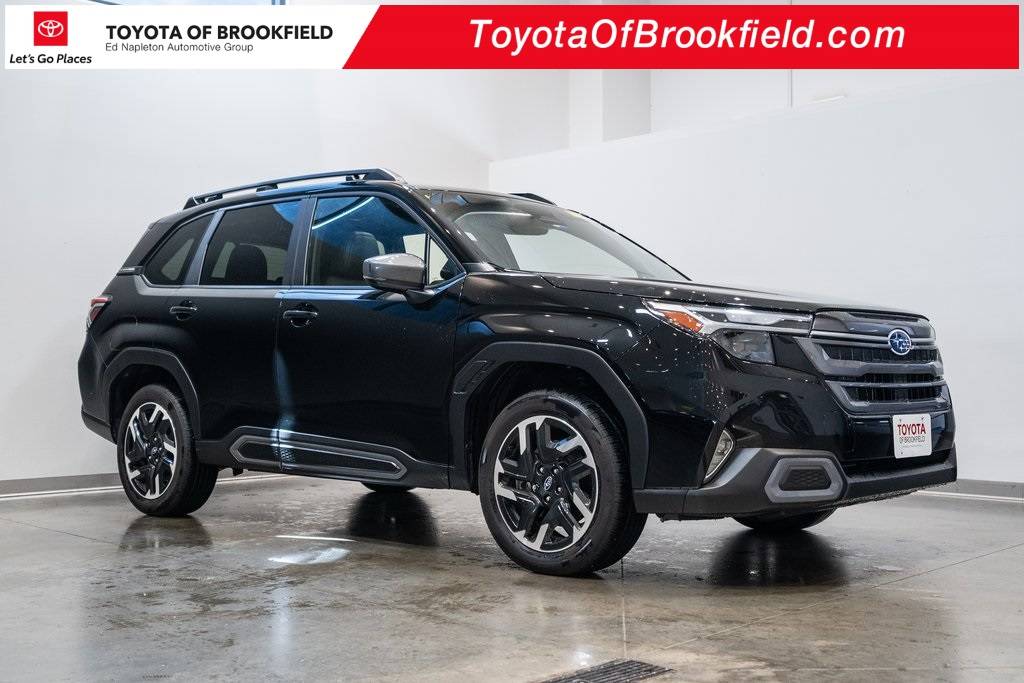 2025 Subaru Forester Limited — SUV — 5,747 mi — Brookfield, WI