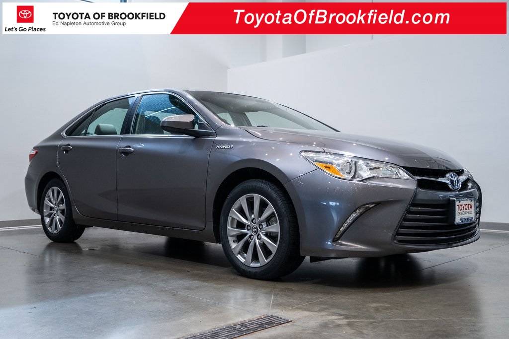 2017 Toyota Camry Hybrid XLE — Sedan — 119,280 mi — Brookfield, WI