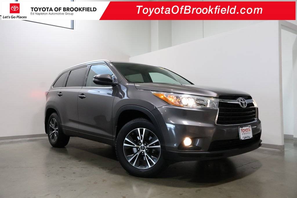 2016 Toyota Highlander XLE — SUV — 154,518 mi — Brookfield, WI