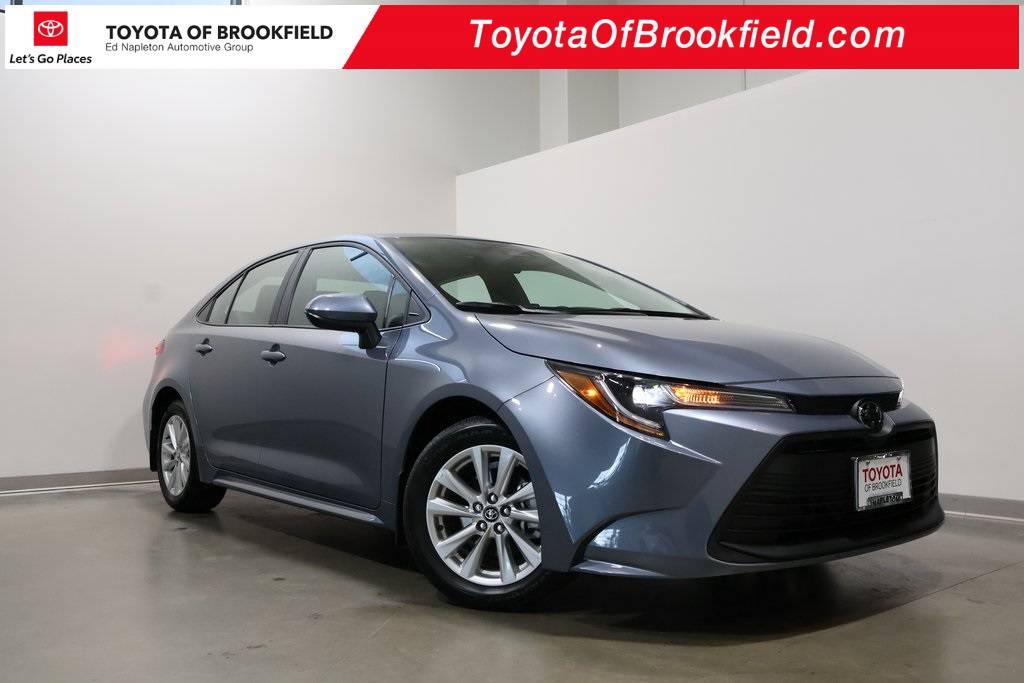 2024 Toyota Corolla LE — Sedan — 3,214 mi — Brookfield, WI
