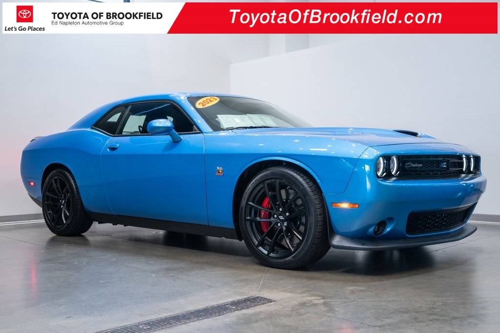 2023 Dodge Challenger R/T Scat Pack — Coupe — 2,245 mi — Brookfield, WI
