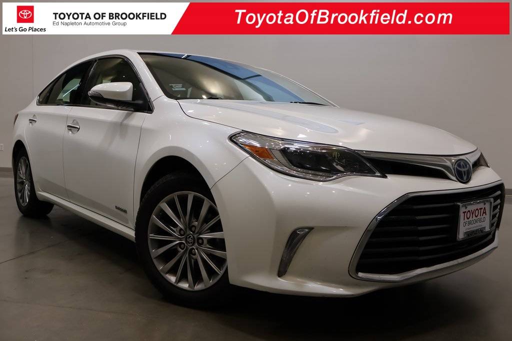 2016 Toyota Avalon Hybrid Limited — Sedan — 96,469 mi — Brookfield, WI