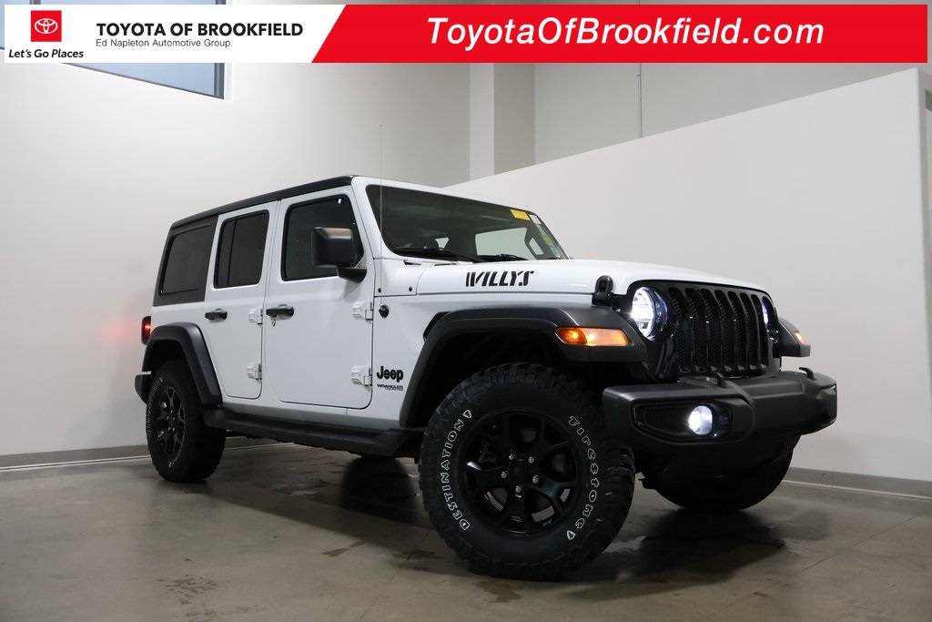 2022 Jeep Wrangler Willys — SUV — 27,829 mi — Brookfield, WI